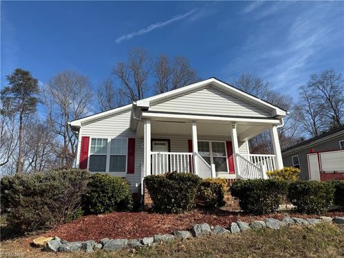 4967 Trent Hill Dr, Winston Salem, NC, 27105-2236 | Card Image