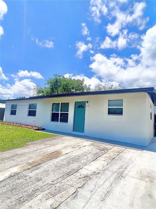 3731 Sw 58th Ter, Davie, FL, 33314-2740 | Card Image
