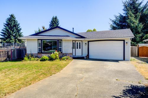 23369 117b Ave, Maple Ridge, BC, V2X0B9 | Card Image