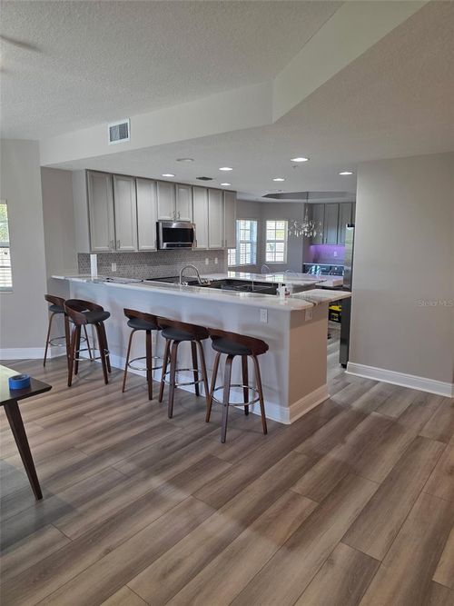 apt-206-7194 Key Haven Rd, SEMINOLE, FL, 33777-3838 | Card Image