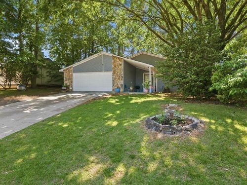1462 Country Downs Dr, Norcross, GA, 30093-2403 | Card Image