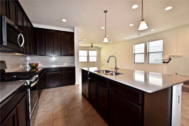 1900 Tasmanian Tiger Trce, House other with 3 bedrooms, 3 bathrooms and 4 parking in Austin TX | Image 12