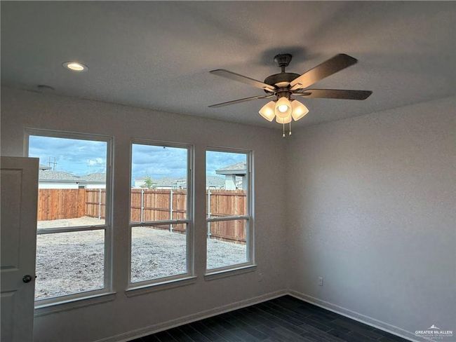 3505 Cove Real Dr, House other with 4 bedrooms, 3 bathrooms and 2 parking in Harlingen TX | Image 5