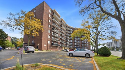 603-711 S River Rd, Des Plaines, IL, 60016-4771 | Card Image