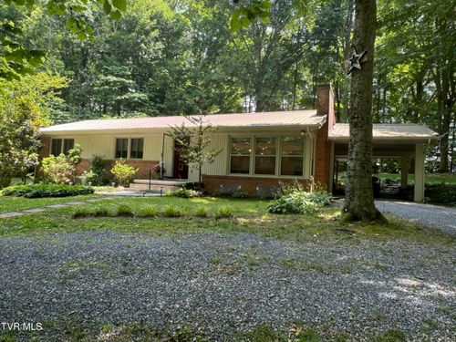 355 Holston Dr, Blountville, TN, 37617-5910 | Card Image