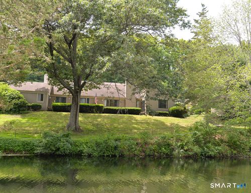 a-16 Heritage Vlg, Southbury, CT, 06488-1645 | Card Image
