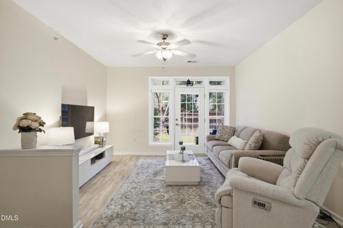 512 Weather Ridge Ln, Cary, NC, 27513-8362 | Card Image