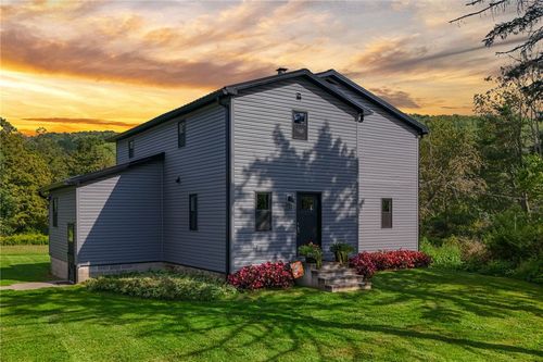 706 Dean Creek Rd, Lockwood, NY, 14859-9736 | Card Image