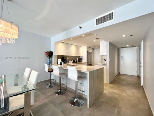 a-2044-1717 N Bayshore Dr, Miami, FL, 33132-1157 | Card Image