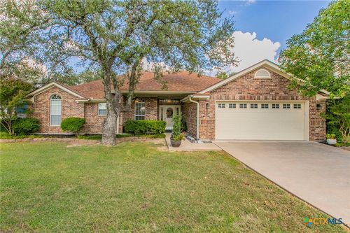 621 Benchmark Trl, Belton, TX, 76513-6233 | Card Image
