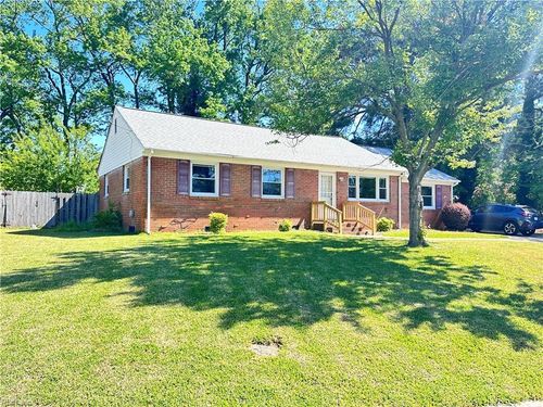 4636 Mallard Cres, Portsmouth, VA, 23703-2215 | Card Image