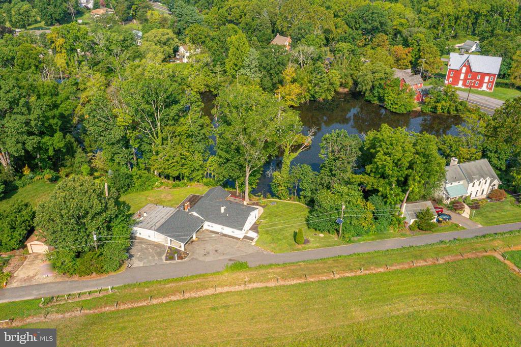 Residential in MEDFORD 5
