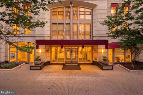 510-888 N Quincy St, ARLINGTON, VA, 22203-2072 | Card Image