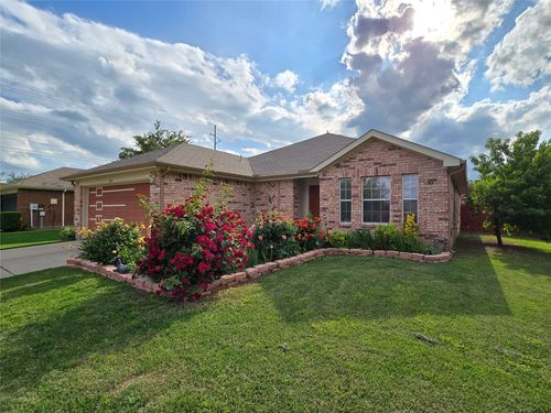 3709 Allison Dr, Denton, TX, 76207-6009 | Card Image