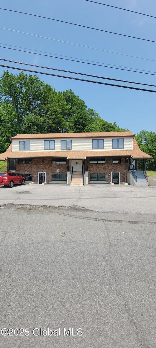 5 Herbert Dr, Latham, NY, 12110-3814 | Card Image