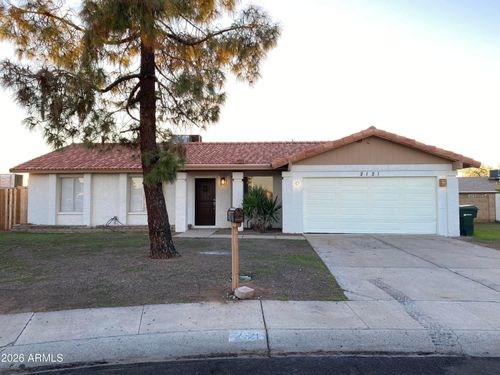 2121 W Sequoia Dr, Phoenix, AZ, 85027-4124 | Card Image