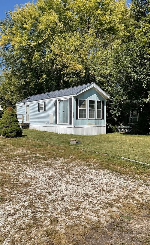 280 Misty Rdg, Mchenry, IL, 60051-3074 | Card Image