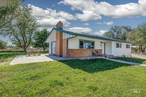2121 Alameda Dr, Ontario, OR, 97914-4154 | Card Image