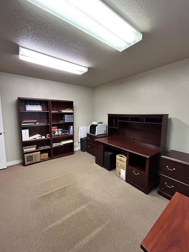 390 Hackberry Dr, House other with 5 bedrooms, 5 bathrooms and 3 parking in Andrews TX | Image 84