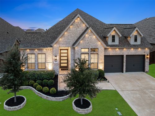 908 Bridle Path Pkwy, Aubrey, TX, 76227-4448 | Card Image