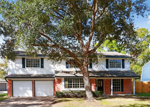133 Cherry Tree Ln, Friendswood, TX, 77546-2001 | Card Image