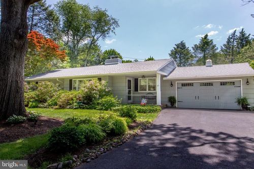 67 Townview Dr, DOYLESTOWN, PA, 18901-3123 | Card Image