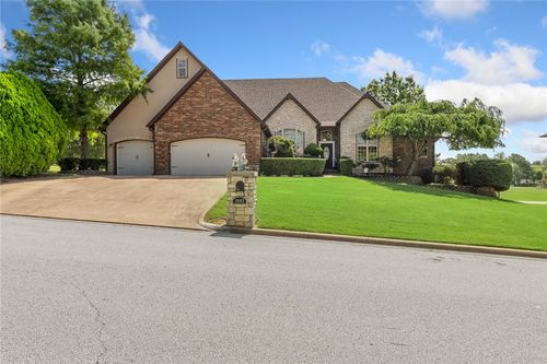 1903 Daly Dr, Harrison, AR, 72601-6241 | Card Image