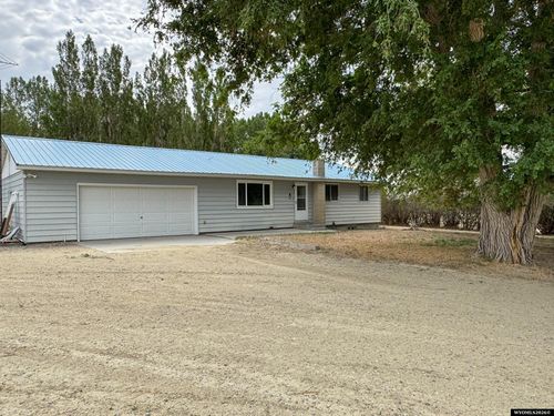 48 Cliff Dr, Riverton, WY, 82501-8800 | Card Image