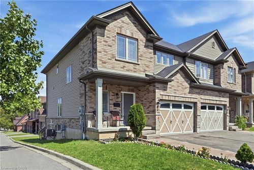 665 Greenhill Ave, Hamilton, ON, L8K6E2 | Card Image