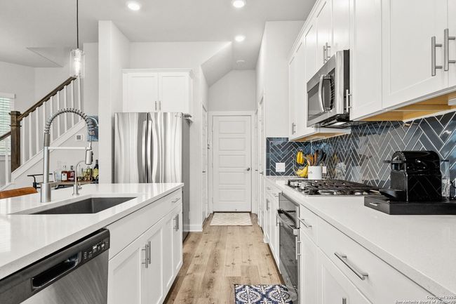 UNIT-33 - 5843 Whitby Rd, House other with 3 bedrooms, 3 bathrooms and null parking in San Antonio TX | Image 13