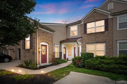 7771 Skyview Circle, Green Twp, OH, 45248 | Card Image