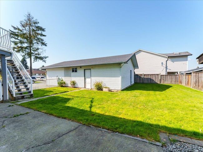 13357 79 Ave, House other with 4 bedrooms, 3 bathrooms and 12 parking in Surrey BC | Image 33
