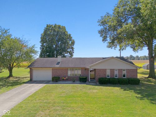 1212 Hickory Hill Rd, Seymour, IN, 47274-2620 | Card Image