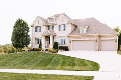 15240 S Ginger Lane, House other with 4 bedrooms, 3 bathrooms and 3 parking in Homer Glen IL | Image 1