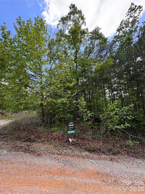 34 Montgomery Dr, Marion, NC, 28752 | Card Image