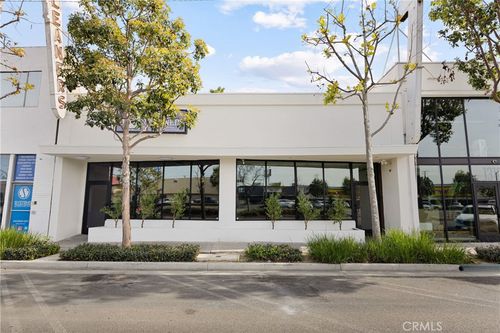 13048 Hawthorne Blvd, Hawthorne, CA, 90250-4409 | Card Image