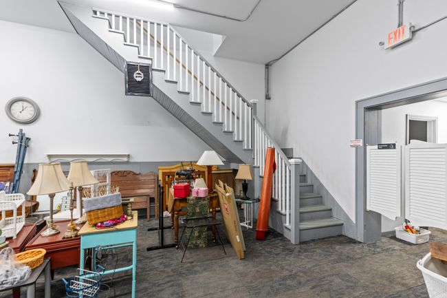 339 S Lincoln Ave, Home with 0 bedrooms, 1 bathrooms and null parking in Lakeview MI | Image 8