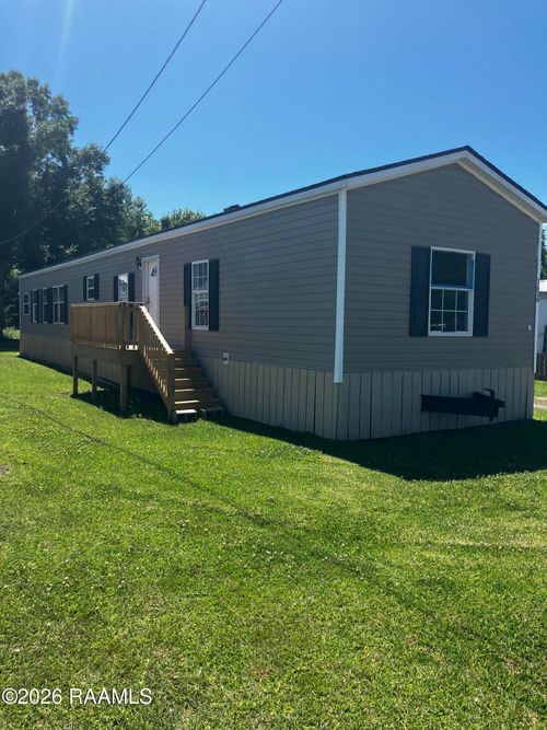 1626 Bradley Ln, New Iberia, LA, 70560-6900 | Card Image
