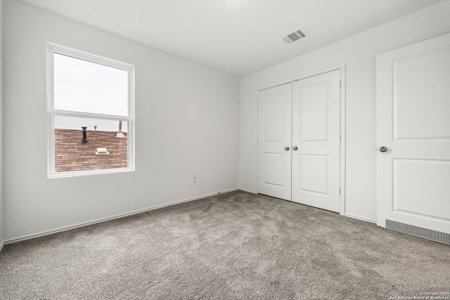 12927 Deep Eddy, House other with 4 bedrooms, 2 bathrooms and null parking in St Hedwig TX | Image 8