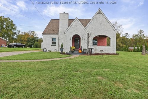 306 Central Drive, Culloden, WV, 25510 | Card Image
