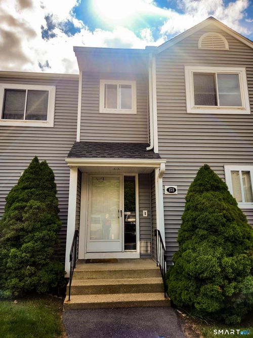 173-173 Stoneheights Dr, Waterford, CT, 06385-1951 | Card Image