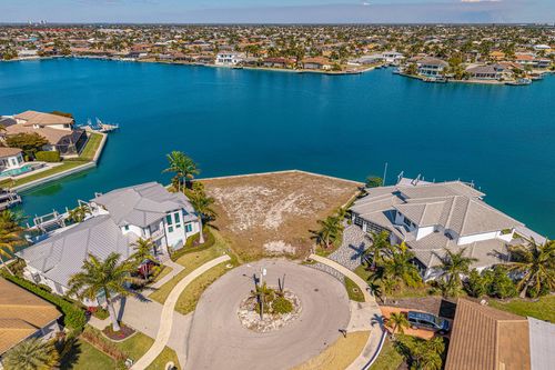 996 Spruce Ct, Marco Island, FL, 34145-4486 | Card Image