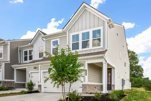 2323 Juneau Ln, Columbia, TN, 38401-4194 | Card Image