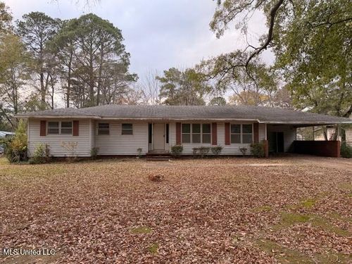 5863 Canton Park Dr, Jackson, MS, 39211-3433 | Card Image