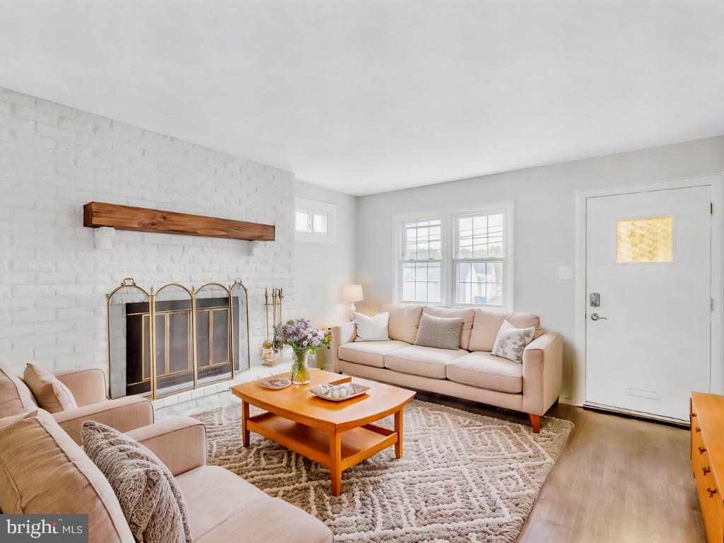 Arnaud Ave, Glenside, PA 19038