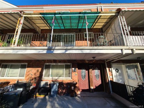 5023 60th Street, New York, NY, 11377 | Card Image