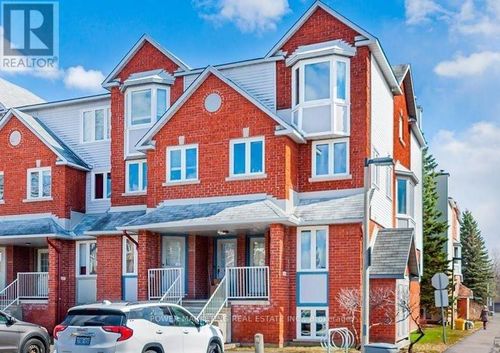 442 Briston Pvt, Ottawa, ON, K1G5R4 | Card Image