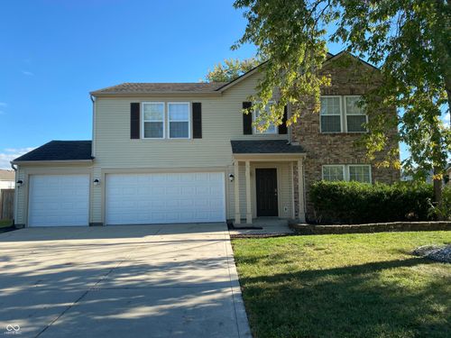 10671 Pleasant View Ln, Fishers, IN, 46038-8338 | Card Image