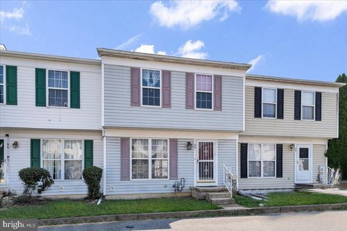 46 Lisa Dr, NEWARK, DE, 19702-3755 | Card Image