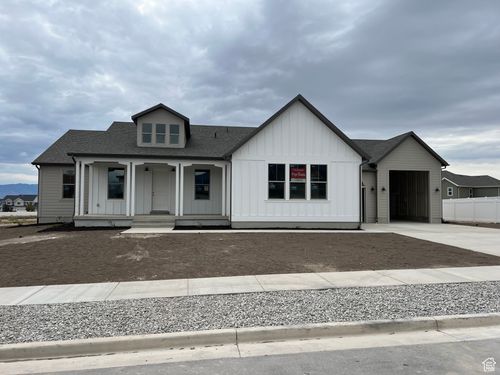443 S Mcbride Dr, Grantsville, UT, 84029-3745 | Card Image